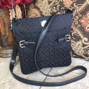 Tommy Hilfiger black shoulder strap handbag.